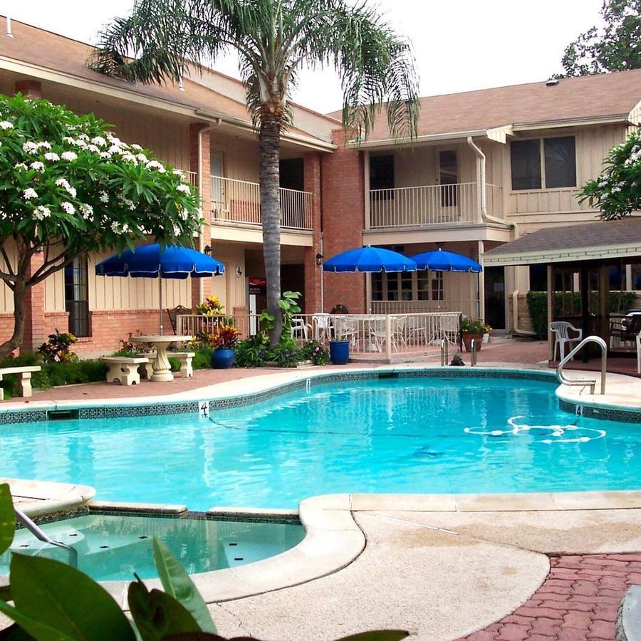 Texan Guest Ranch McAllen Ngoại thất bức ảnh