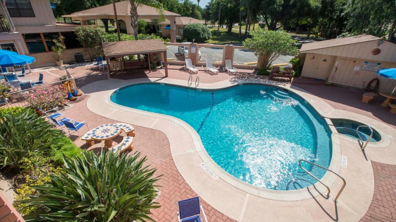 Texan Guest Ranch McAllen Ngoại thất bức ảnh