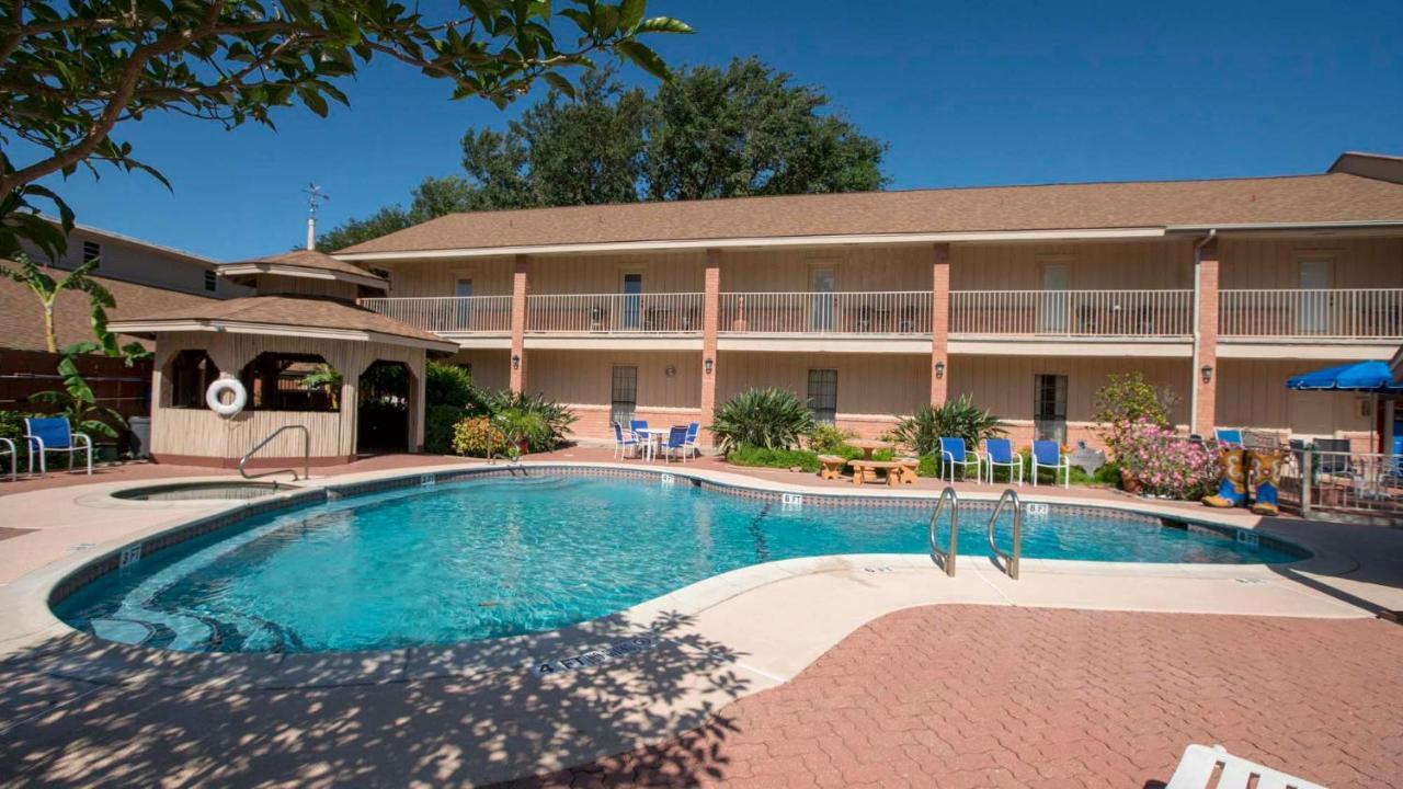 Texan Guest Ranch McAllen Ngoại thất bức ảnh