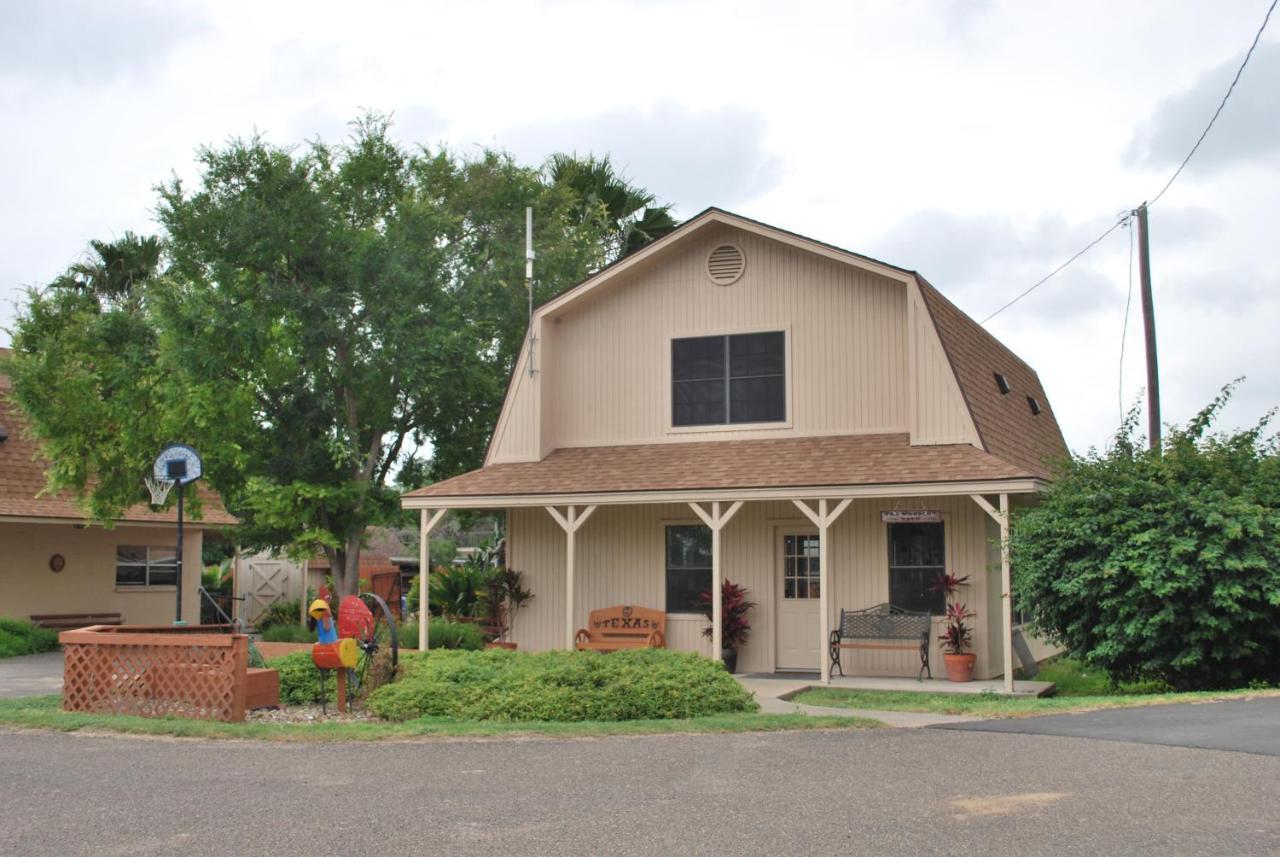 Texan Guest Ranch McAllen Ngoại thất bức ảnh